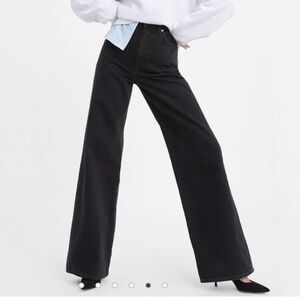 Levi's Women's Ribcage Wide Leg Jeans Size 29